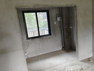 谯城区 绿地翠峰公馆B区 3室2厅送车位 房东直卖